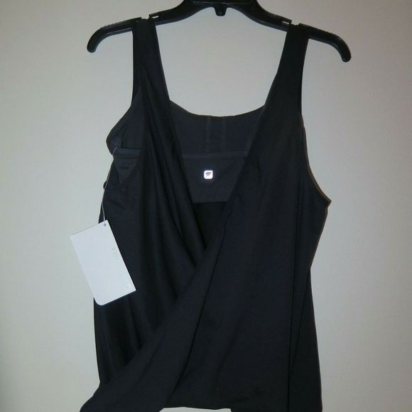 Fabletics Lucia Womens Sz Small Black Twist Tank Top TK1513360061217030 - Picture 2 of 2